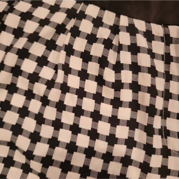 ZARA Basic shorts size Small - Picture 4 of 5